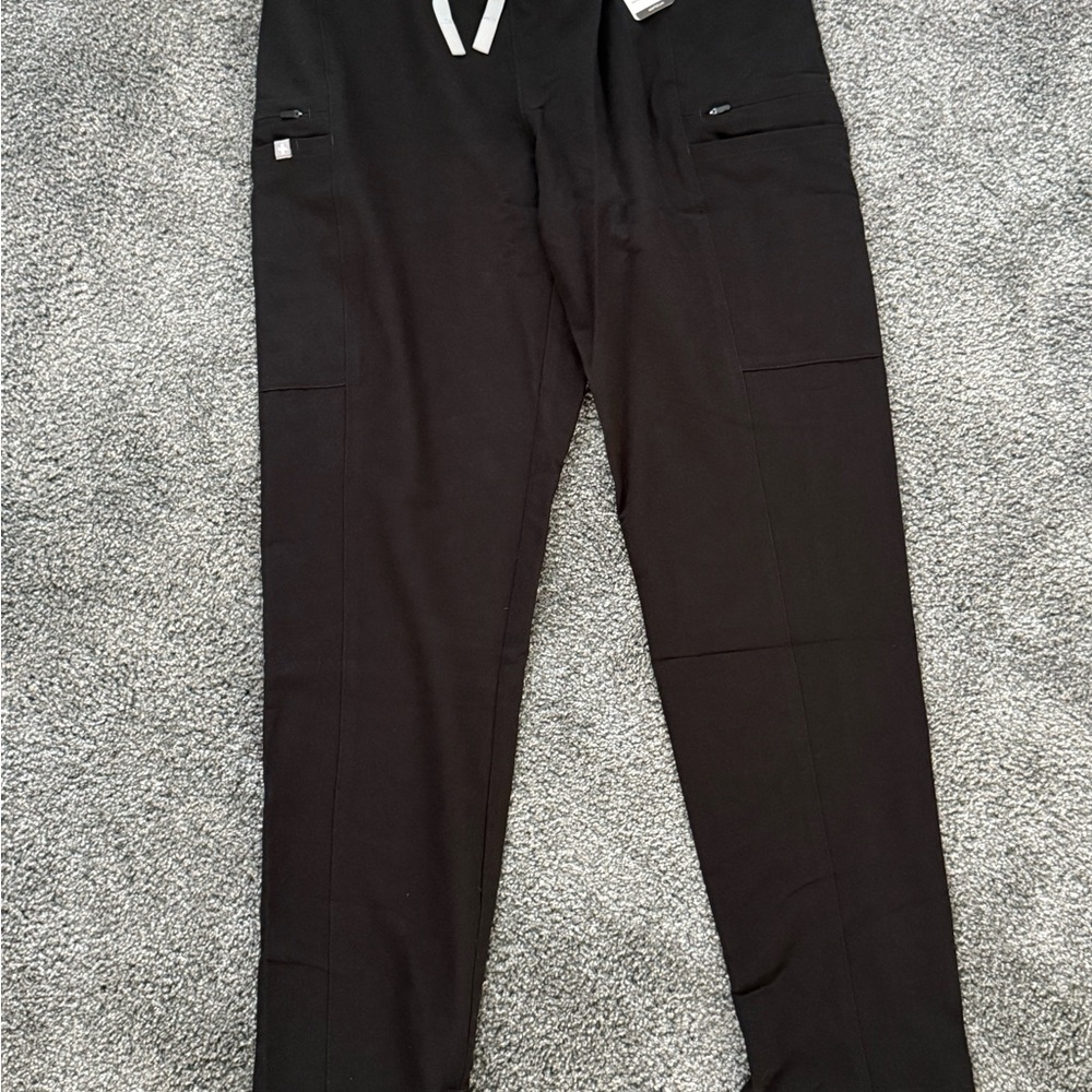 Figs Women's Mayfair scrub Pants